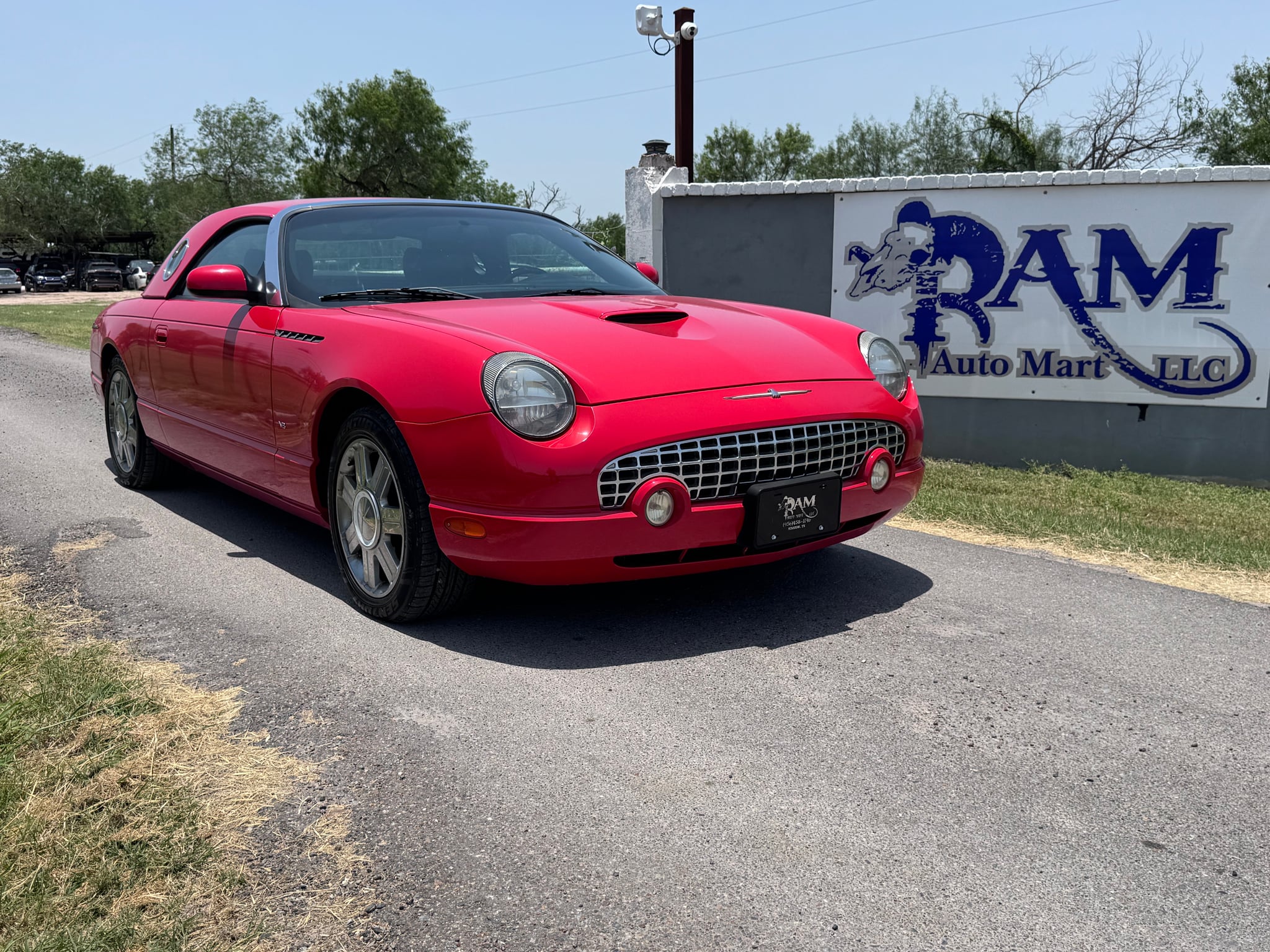 2004 Ford Thunderbird Deluxe